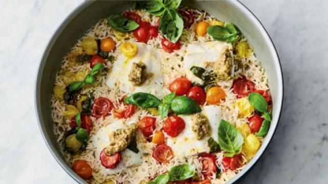 Lamb Shoulder, Green Spaghetti, Fish & Apple Cookies