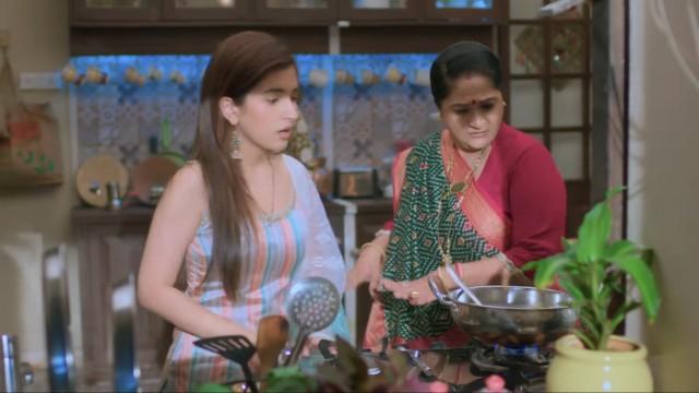 Pakhi Puts a Shocking Condition