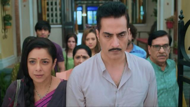 The Shahs Stand United