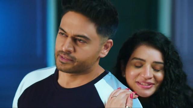 Dimple Cuts Ties with Titu