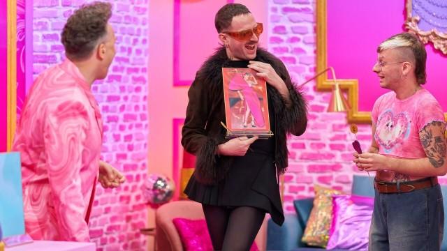 Red and Rossy Carpet