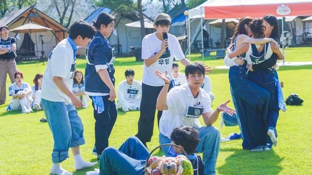 JYP (1-2) | JYP Scouts go wild (?) over the caravan prize