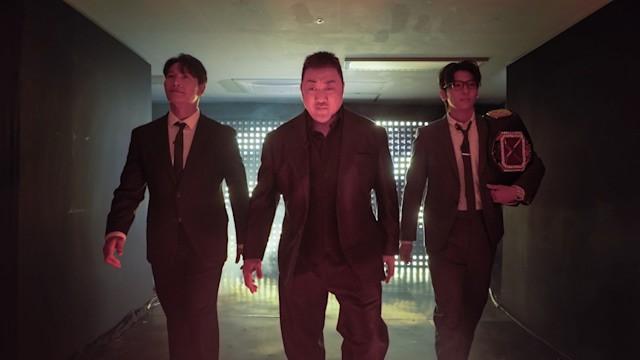 Rising Dragon, Roaring Tiger