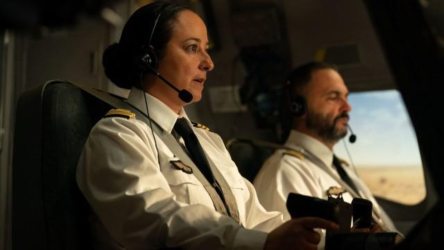 Divided in Crisis (Air Algérie 6289)