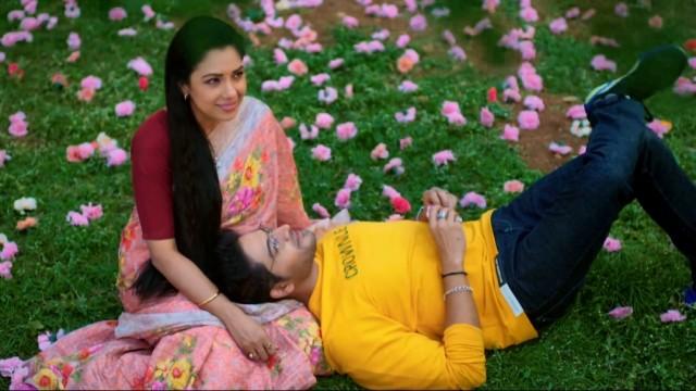 Samar, Nandini's Heated Debate