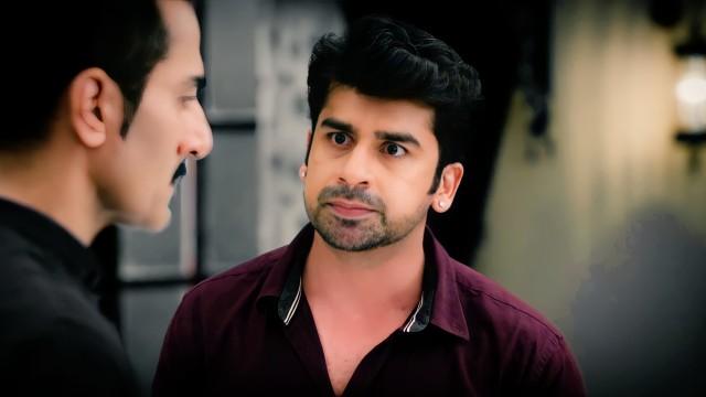 Paritosh Belittles Vanraj