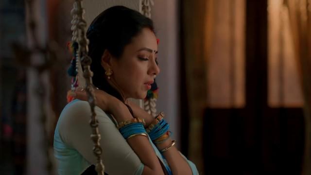 Anupama Gets Anxious