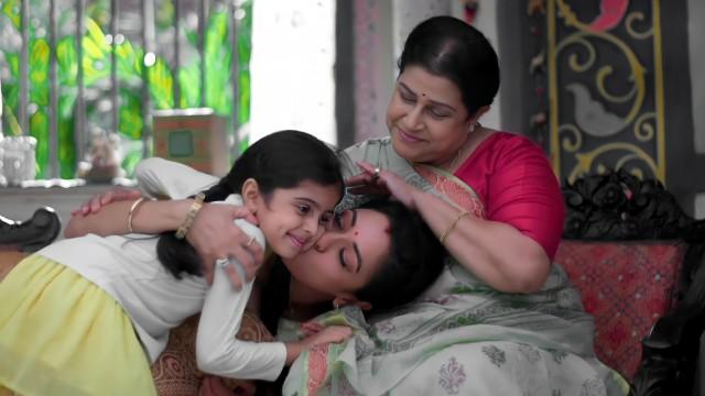 Pakhi is Manipulated