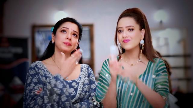 The Women's Pool Time