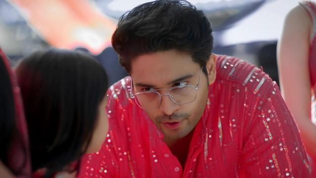 Paritosh Grows Confident