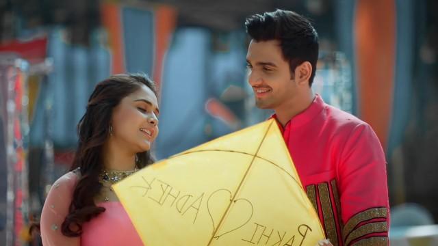 Preparation for Kite Competition