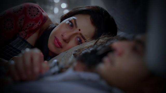 Anuj and Anupama Get Emotional