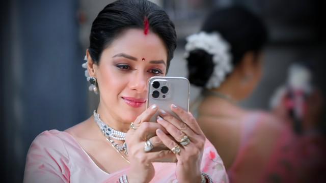 Anupama Grows Impatient